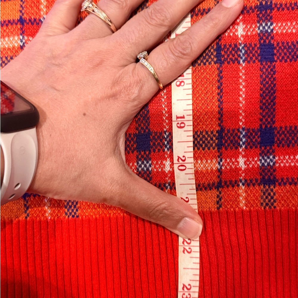 Classic Red Plaid Knit Sweater - Comfortable and Stylish - Picture 12 of 12